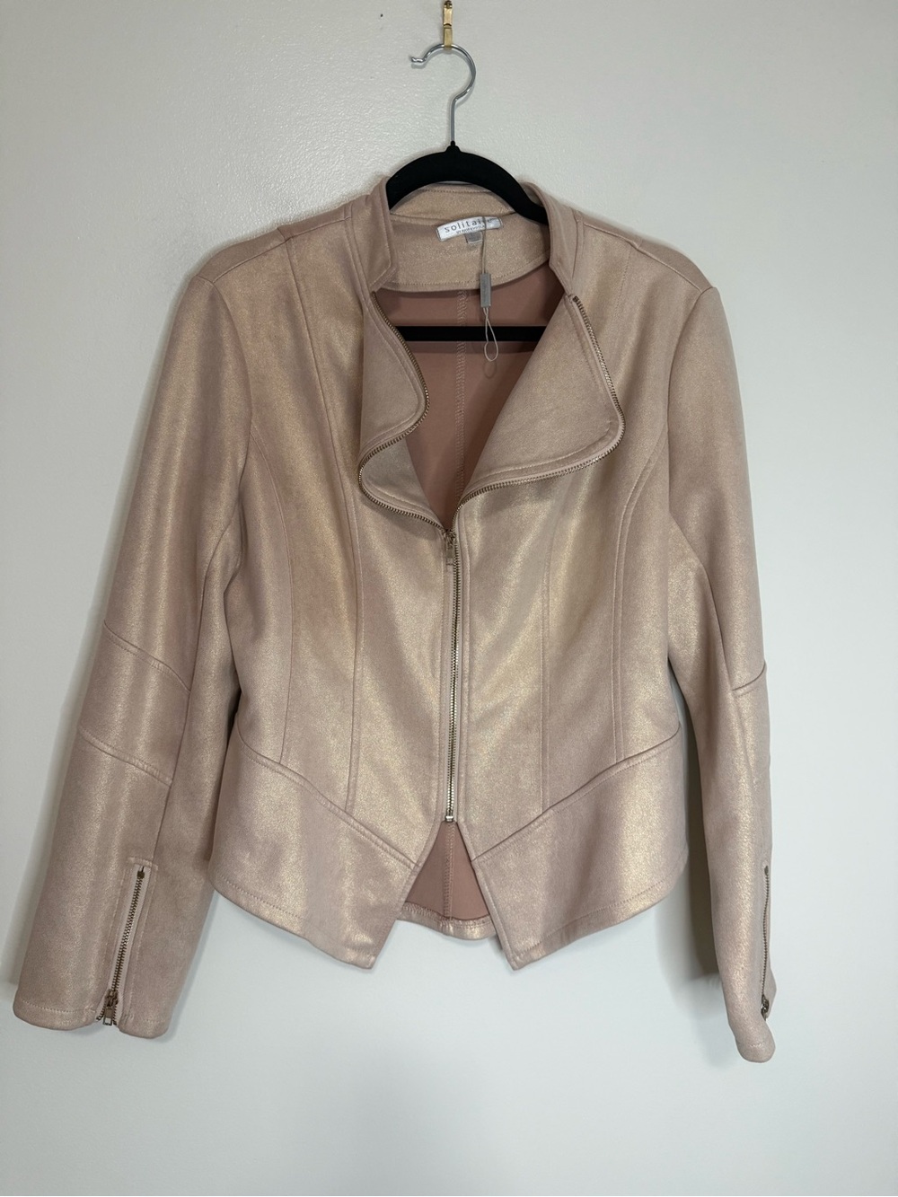 Solitaire Women's Metallic Blush Zip-Front Moto Jacket in size large